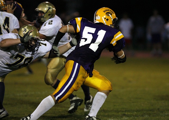 刷新亚洲纪录！高亭宇摘速度滑冰男子100米金牌.